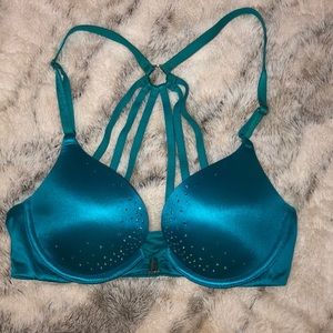 Victoria’s Secret push up bra
